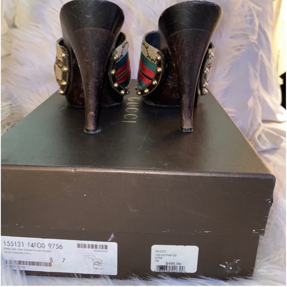 GUCCI
Beige/Ebony GG Canvas Vintage Web Horsebit Wood Mule Slide Sandals - Picture 15 of 17